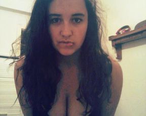 Turkish chick masturbation