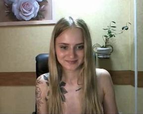 Funny_Sarha topless