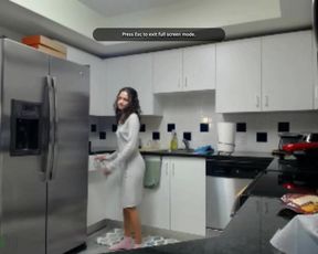 Kitchen Hottie