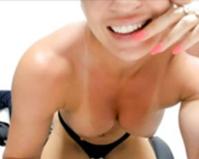 Fit camgirl big tits