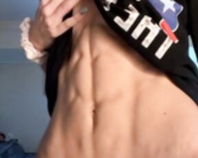 Fit beauty show abs