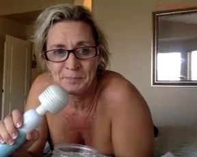 talltan.blond monster clit labia mature muscle fit.1