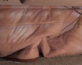 Real_high_school_student_masturbation_kotatsu_2