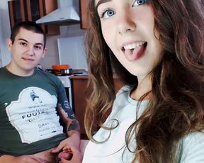 xsweety_angelsx on CB 2017-07-17