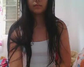 Isis moreninha linda