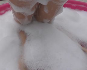 MaddieSprings - Kiddie Pool in private premium video