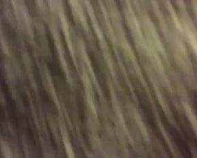 Espiando las Tetas De la Becina por la Ventana