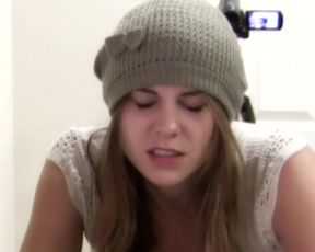 Renee spank