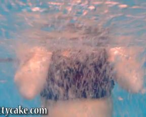 Slo-mo Swim Bonus Footage