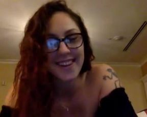 flash nude at hotel