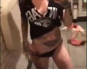 Bathroom teen masterbating