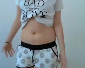 lizziyann 1 bra off