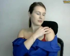 Beautiful Vimmela bares her shoulders