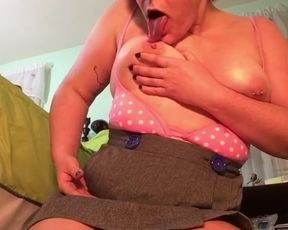 Squirting School Girl