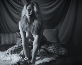 Fishnet Pillow Humping Black and White