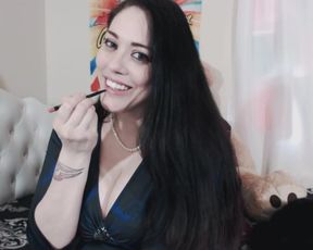 Leana's Wifey goes out