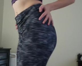 Sexy Ass Dance Curvy Young Women