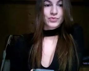 PLEASE IDENTIFY THIS CAMGIRL 2