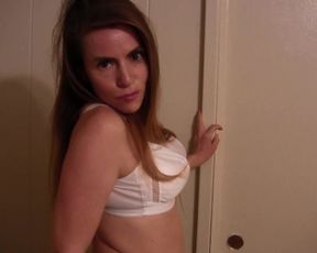 Hot MILF Strips and Pees in the Potty