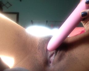 Ebony short haired girl dildo orgasm