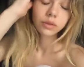 Hot Blond in Periscope