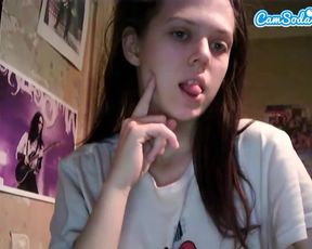 Famous-monster webcam show 2019-12-09_14-06-33_553