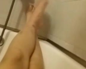 neki5743 2018-12-01_13.54_Неко тян_приват 500р