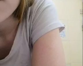 periscope girl play with perfect tits