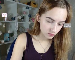 -Molly-Mae- cam show 2020-09-27 08-01-23 358