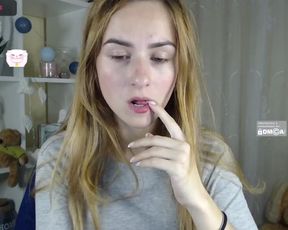 -Molly-Mae- cam show 2020-09-21 17-29-32 407