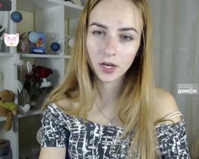 -Molly-Mae- cam show 2020-09-19 16-17-00 845