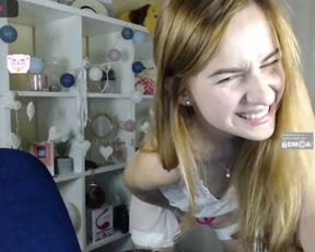 -Molly-Mae- cam show 2020-09-23 14-22-34 000